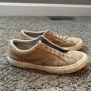 Golf Le Fleur burlap converse